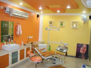 Dr.P.K.Anand Dental Study Circle_clinic_chair2